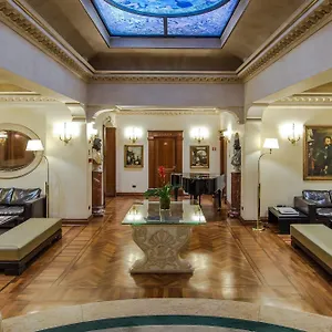 4* Hotel River Palace